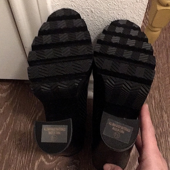 Platform peep toe booties - Picture 5 of 7